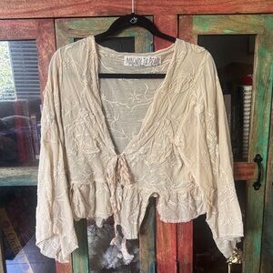 Magnolia Pearl Tie top cream